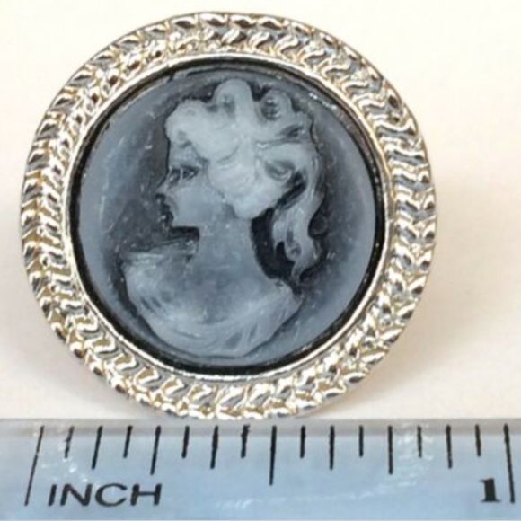 Cameo Cocktail Ring Size 6 8 9 10 Silver Plated Vintage Victorian Deco Lady Gray - Picture 7 of 8